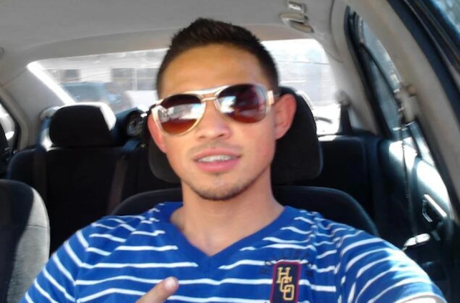 Autoridades de Sonora investigan el suicidio de un joven de 23 años, quien publicó en redes sociales fotos con armas de fuego y mensajes de despedida