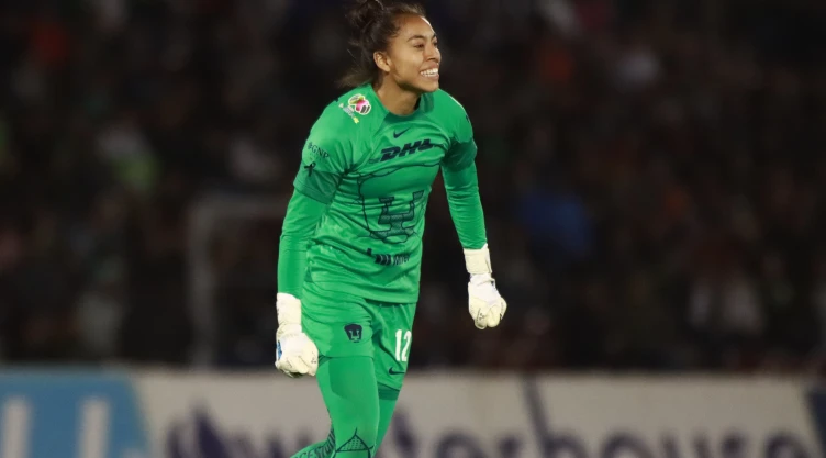 Melany Villeda festeja gol de Pumas Femenil vs Juárez, Apertura 2023