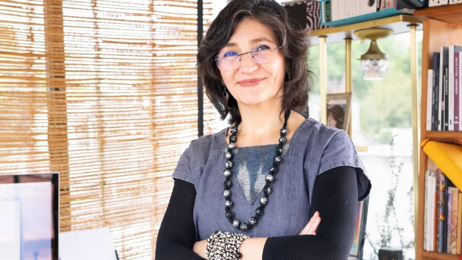 Anuncian a ganadores de premios a traducción literaria