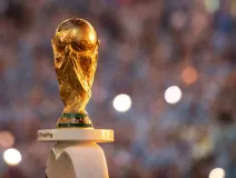 Lo que debe saber sobre el trofeo de la Copa Mundial de la FIFA™ y cuántas réplicas existen
