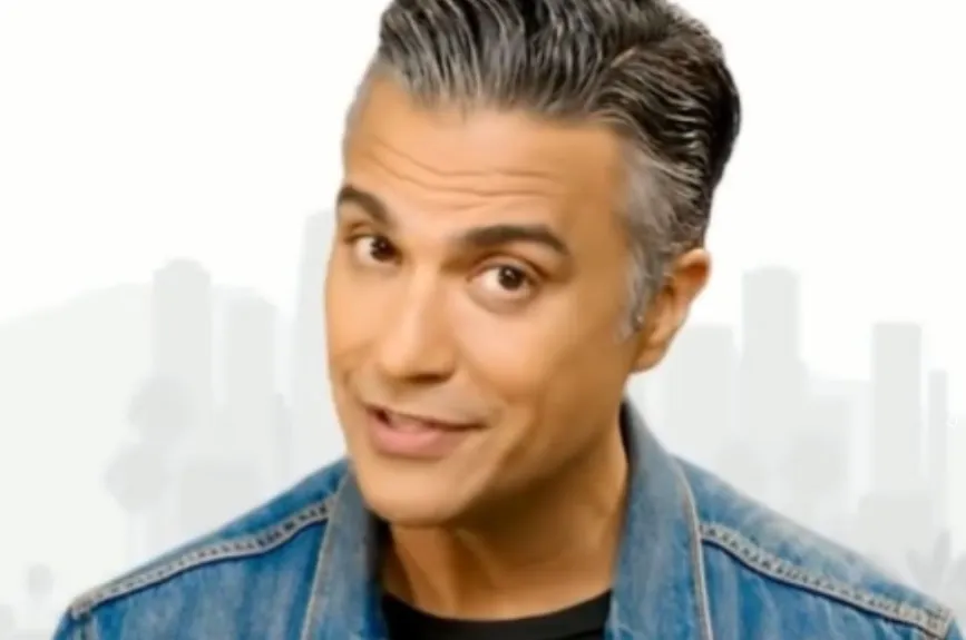 Jaime Camil en acción..jpg