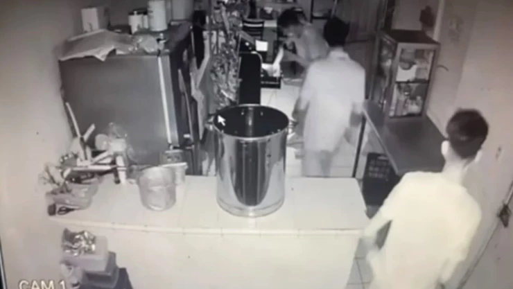 VIDEO - Ofrecen inusual recompensa por revelan paradero de ladrones