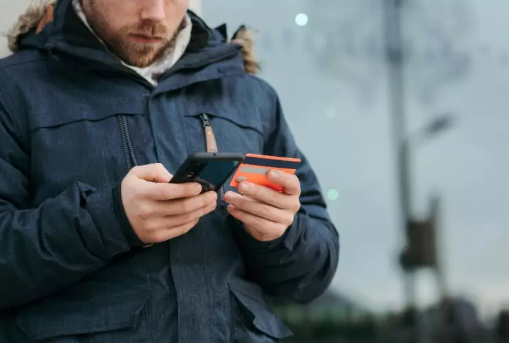 ¿Qué es el estado universal de una tarjeta de crédito