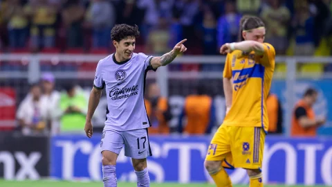 Alejandro Zendejas ante Tigres