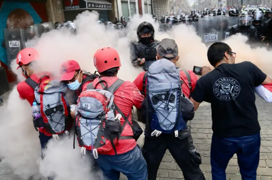 Ayotzinapa 43 normalistas marcha 2022