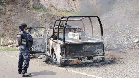 Policías estatales mueren calcinados tras emboscada en Frontera Comalapa, Chiapas