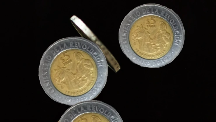 moneda-conmemorativa-5-pesos-francisco-villa-4-millones-de-pesos-internet
