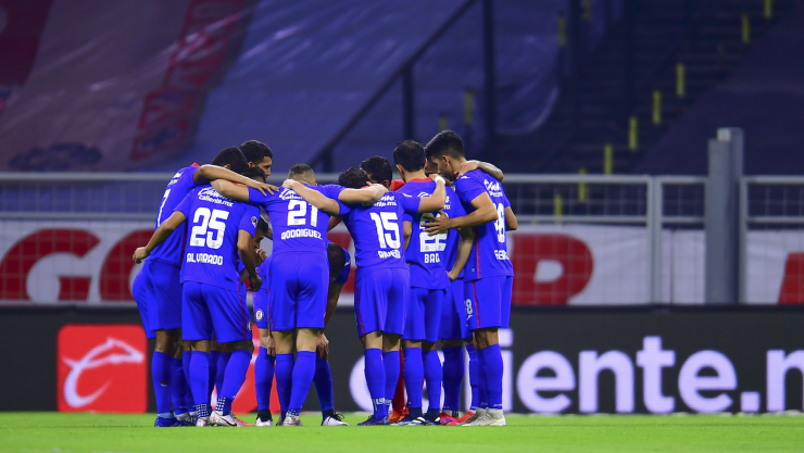 Cruz Azul enfrenta a Chivas