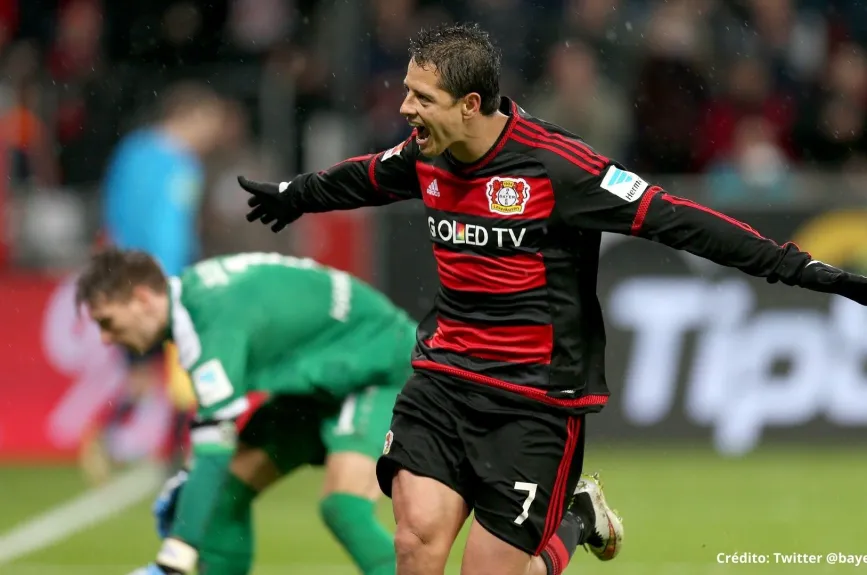 1 Futbolistas mexicanos en la Bundesliga Chicharito.jpg