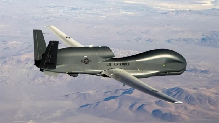 La agencia noticiosa estatal iraní IRNA, citando a la Guardia Revolucionaria, identificó el aparato derribado como un RQ-4 Global Hawk. Imagen: Fuerza Aérea de los Estados Unidos