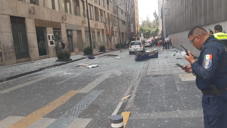 Explosión en edificio de la colonia Centro.