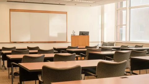 En Sinaloa, tesorera de escuela es acusada de robarse casi 400 mil pesos