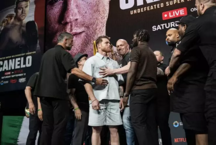 Canelo Álvarez vs Terence Crawford