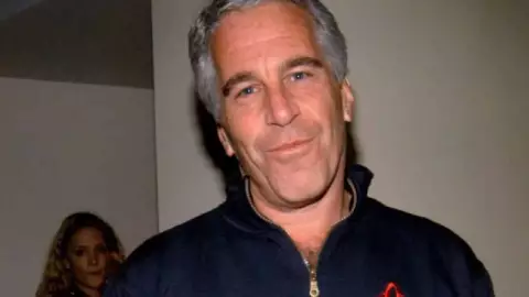 ¿Qué es la lista de Jeffrey Epstein y cuáles nombres de famosos vinculados en ella_.jpg