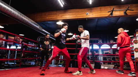 David Benavidez Caleb Plant box