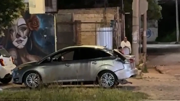 Conductor se salva de ser aplastado por tren en Romero Vargas, Puebla