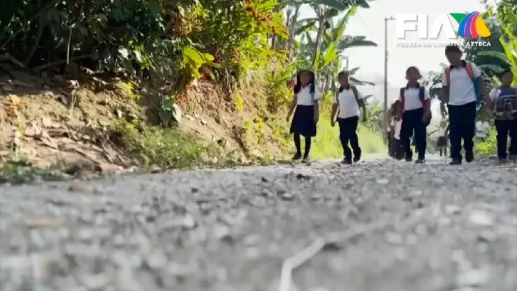 Conflicto por terrenos en donde está una escuela de Puebla alumnos se quedan sin clases¡ y la SEP