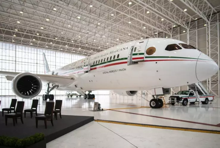AMLO anuncia la venta del avión presidencial