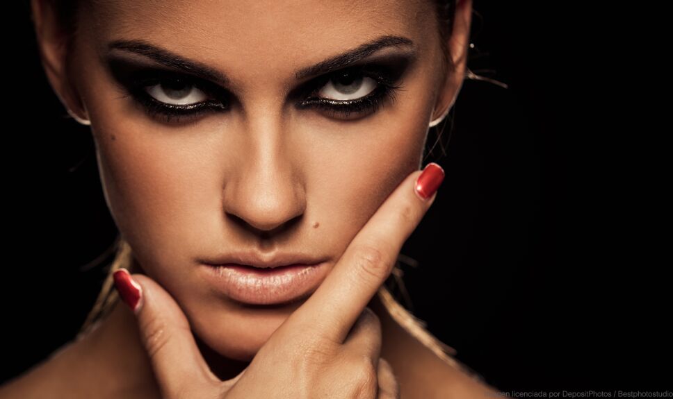 ddc mujer mirada