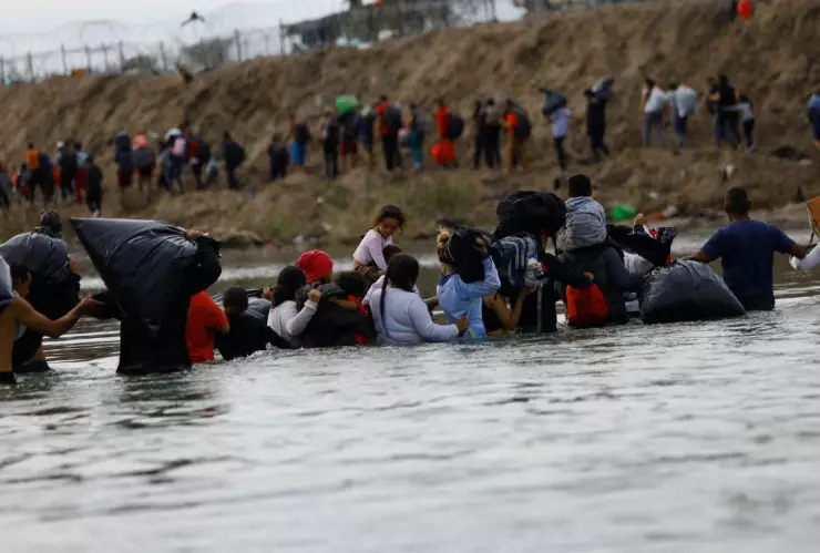 migrantes mueren fango en Río Bravo