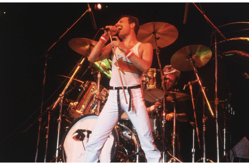 Freddie Mercury admiraba la música de Pink Floyd, Aretha Franklin, The Who, Jim Croce, Bob Dylan, Elvis Presley, Led Zeppelin, The Rolling Stones, Jimi Hendrix y The Beatles.