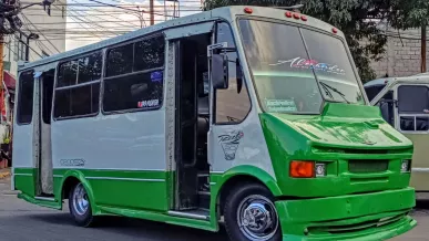  Clara Brugada anuncia que cambiarán microbuses en CDMX 