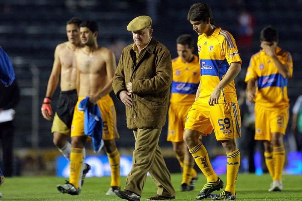Manuel Lapuente Tigres