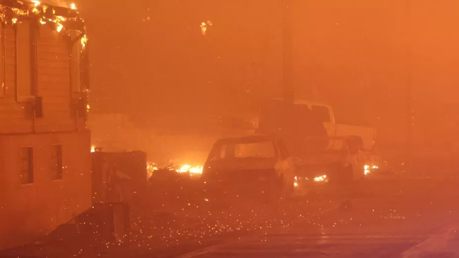 Anuncian toque de queda en Los Ángeles, California por incendios de 2025 ¿Qué día y a qué hora será.jpg