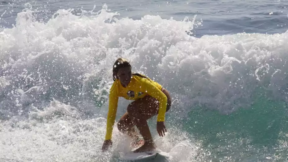 Primera medalla en surfing para Quintana Roo