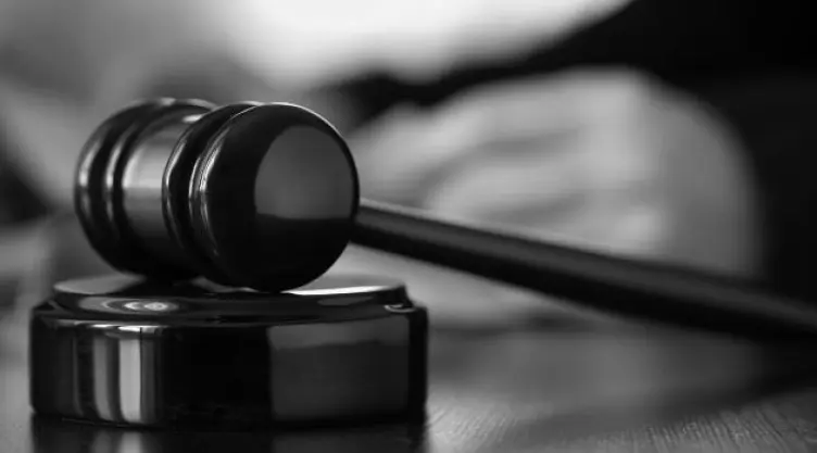 CJF suspende a un secretario y un juez