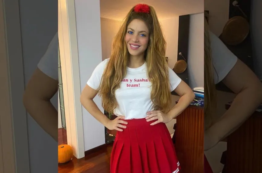 Shakira selfie (7).jpg