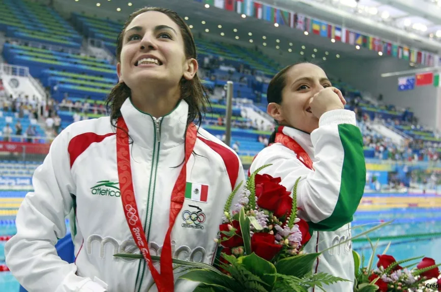 7 medallistas olímpicos mexicanos beijing pekín 2008.jpg