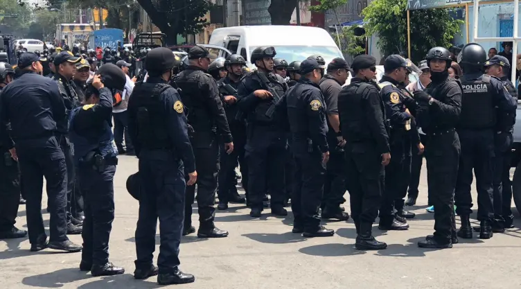Operativo robo de autopartes en la colonia Buenos Aires