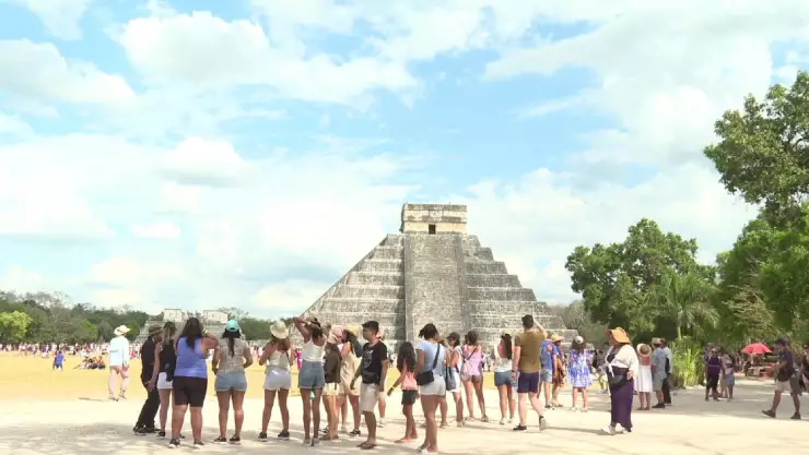 Anuncian cierre del Gran Museo y la Zona Arqueológica de Chichén Itzá por el impacto del Huracán Beryl.jpg