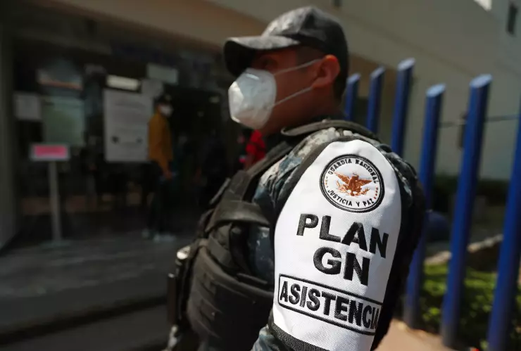 Ejercito y Guardia Nacional resguardan zona de hospitales