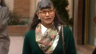 Escenas de la telenovela Yo Soy Betty, La Fea por Azteca 7.