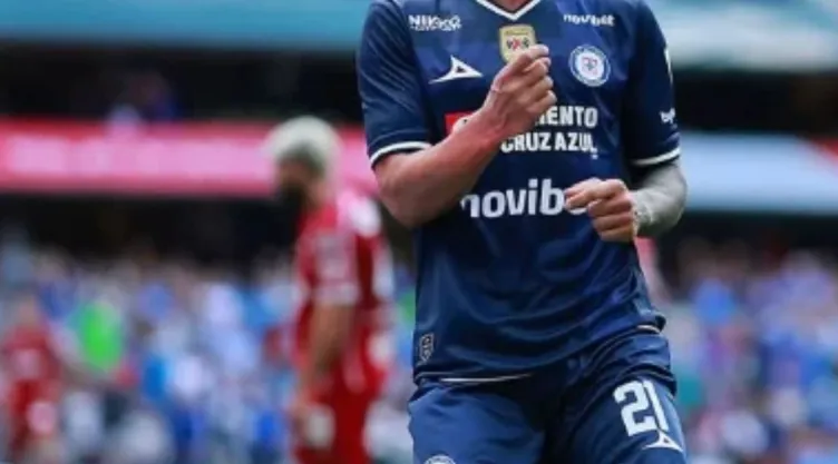cruz-azul-toro-fernandez-posible-primera-baja.jpg