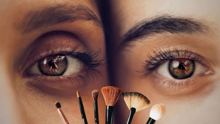 Cómo maquillar ojos encapotados para levantar la mirada.jpg