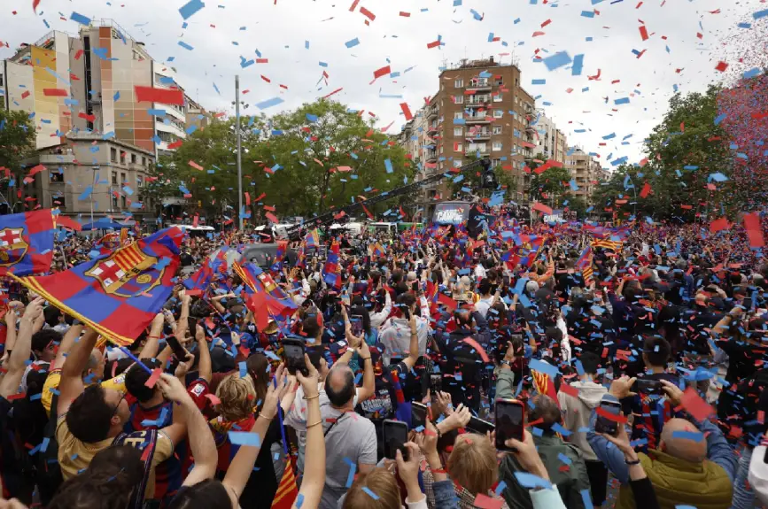 Celebran aficionados de Barcelona
