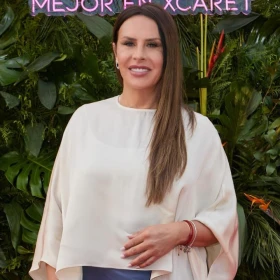 karla-sofia-gascon-convierte-futbolista-llueven-criticas-actriz-pbg-notas-mt.jpg
