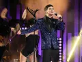 Julio Ávila compartió con pasión que lo que más ama hacer es cantar, y valora profundamente las enseñanzas de sus maestros en La Academia, quienes han sido más que guías artísticas; le han impartido lecciones sobre la vida misma. Recuerda que al inicio del proyecto se sentía como un rompecabezas, pero gracias a todo lo aprendido, ha logrado construirse como artista y como persona. En la gran final, se presentó en el escenario por última vez para interpretar “Bésame”.