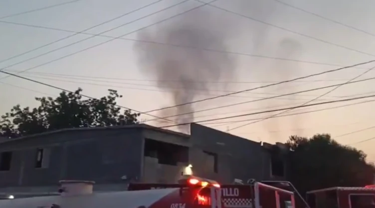 Saltillo_ Una explosión y un incendio provocan la muerte de siete personas, entre ellas 5 menores