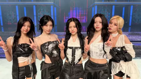 integrantes de itzy.jpeg