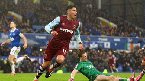 Edson celebra un gol con el West Ham