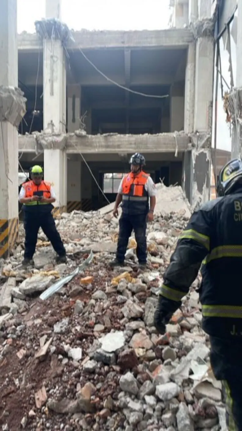 Edficio derrumbado en San Antonio Abad