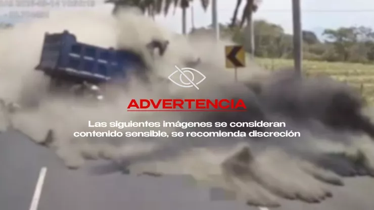 Momento en el que camión sin frenos y causa accidente múltiple que dejó muertos en Guatemala (VIDEO)