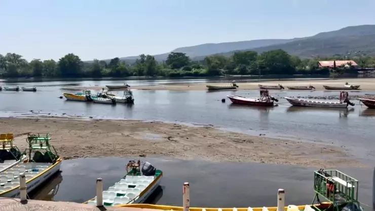Bajas condiciones del río Grijalva