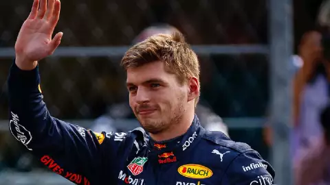 GP de México Verstappen se lleva la Pole, Checo sale de cuarto