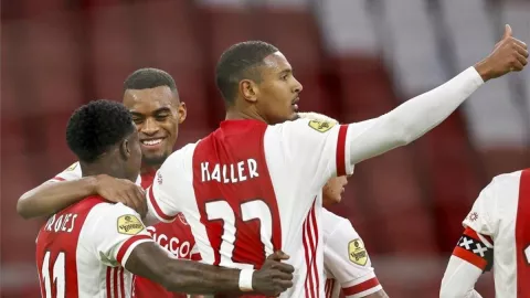 Sébastien Haller no fue registrado para la Europa League