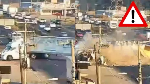 VIDEO FUERTE: Así quedaron dos tráilers tras impactarse en el Libramiento Norte en Irapuato, Guanajuato; no hubo heridos 